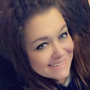 Meet your Posher, Candice